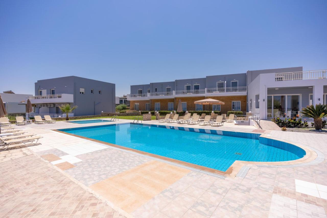 Azure Seaside Apts Magnisía エクステリア 写真