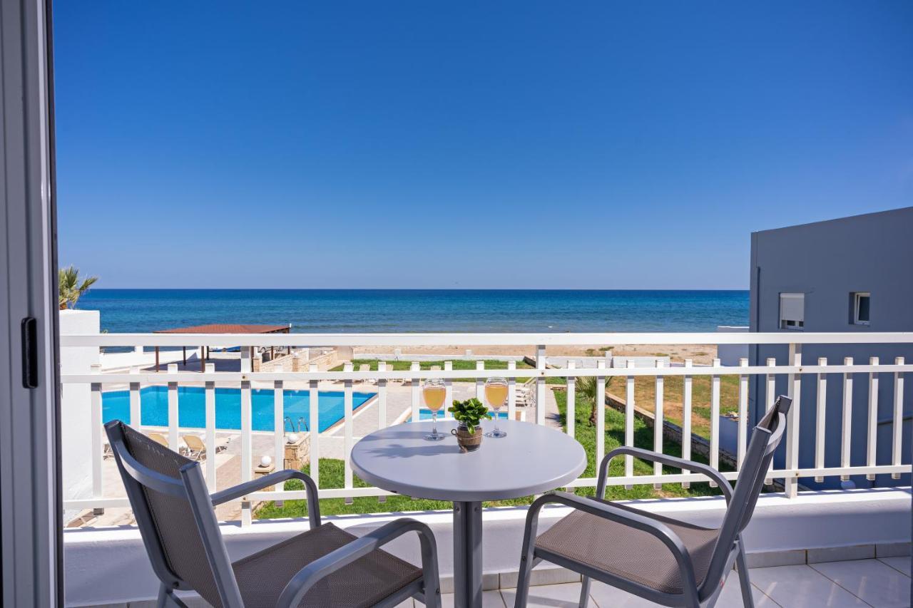 Azure Seaside Apts Magnisía エクステリア 写真