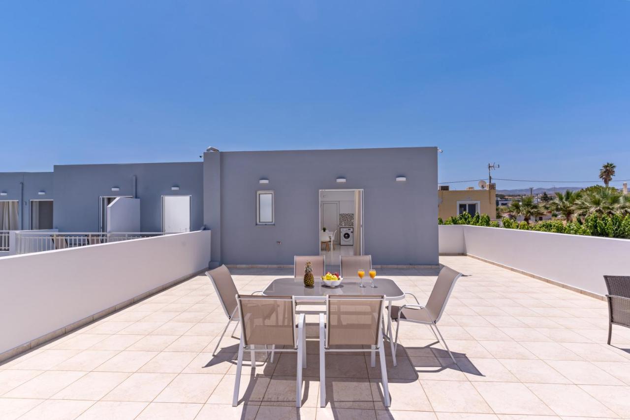 Azure Seaside Apts Magnisía エクステリア 写真