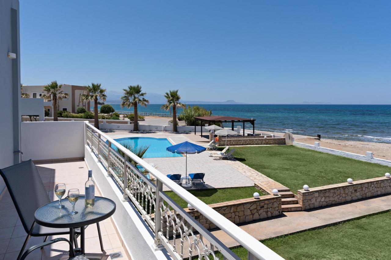 Azure Seaside Apts Magnisía エクステリア 写真